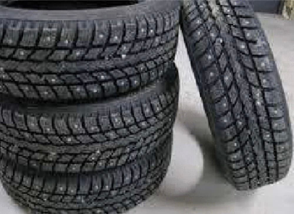 Firestone Double Row Studded Tires (L215-85/16)